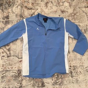 Nike Jordan UNC Tarheels lightweight pullover jacket